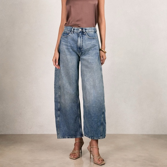 Good American Barrel Jeans NWT - Picture 2 of 9